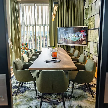 Me And Ulm, By Hyatt Hotel