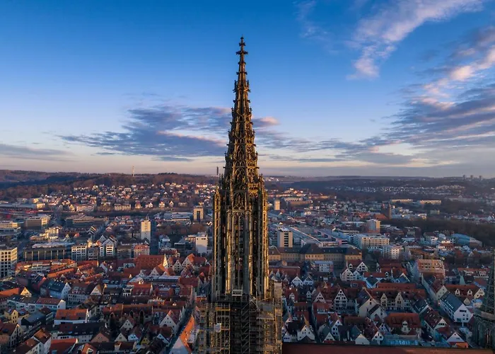 Me And Ulm, By Hyatt מלון 4*