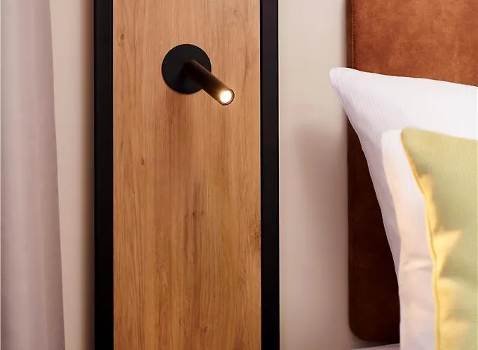 Me And Ulm, By Hyatt מלון